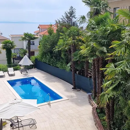דירה Nautico With Swimming Pool אופטיה