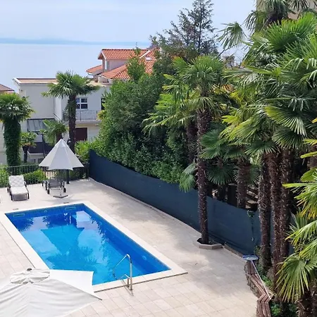 Appartement Nautico With Swimming Pool Opatija