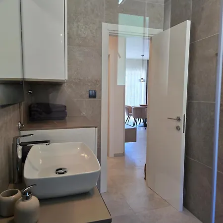 דירה Nautico With Swimming Pool אופטיה