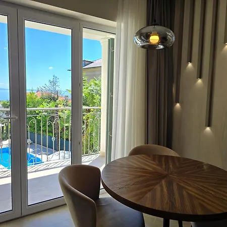 Nautico With Swimming Pool דירה *
